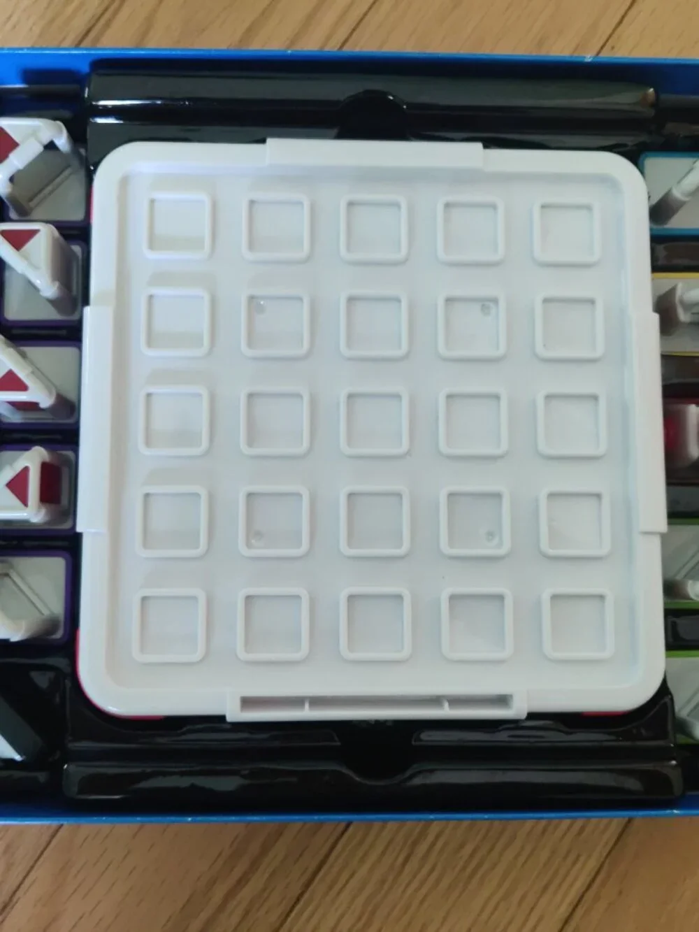 Thinkfun Laser Maze game